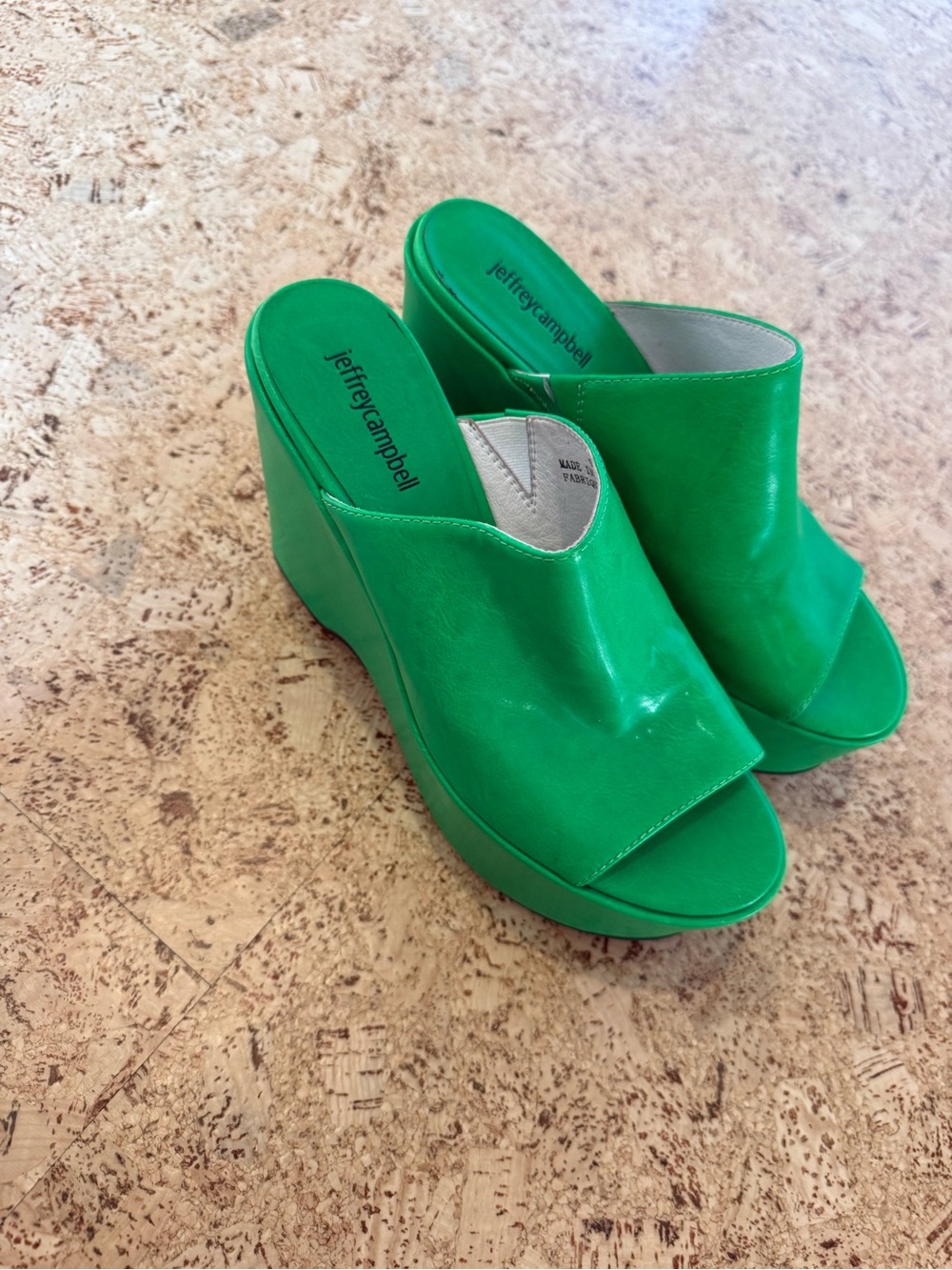 Jeffrey Campbell Bright Green Platform Wedge Mules - Picture 4 of 6